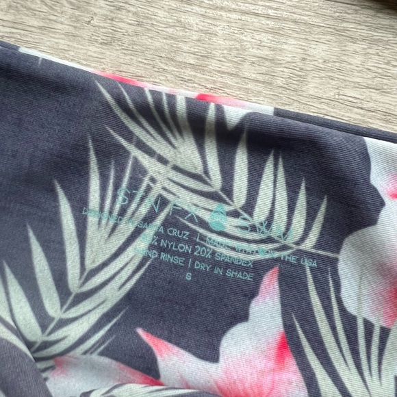 Stone Fox swimsuit - Picture 2 of 3